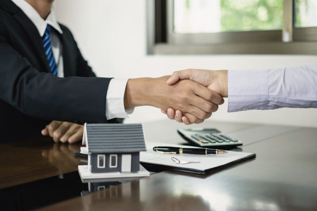 How to Avoid These Rookie Mistakes to Look Like a Real Estate Pro.  Concept of negotiation