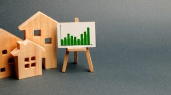 The Impact of Interest Rates and Inflation on the Housing Market