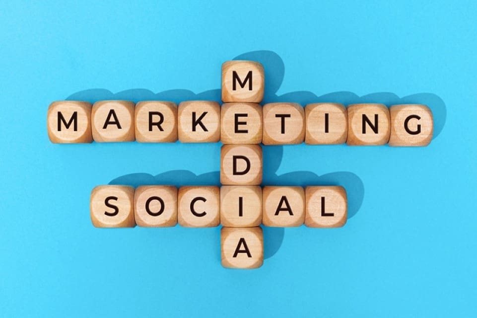 Key Strategies for Marketing Luxury Properties:  Social Media Marketing