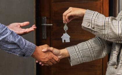 7 Ways to Ensure A Smooth Closing: Expert Tips for Real Estate Agents