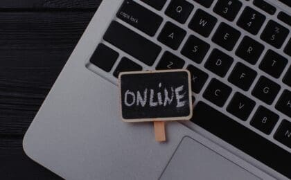 Why Agents Need a Strong Online Presence to Stay Competitive